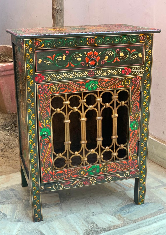 Embossed Painted Cupboard/wooden Hand Carved Cabinet/metal - Et