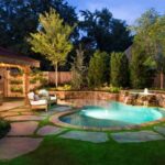 Small Backyard Pools: For Your Outdoor Space Before Summer Arrives .