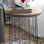 DIY Accent Table From A Wire Laundry Basket | Remodelação de .