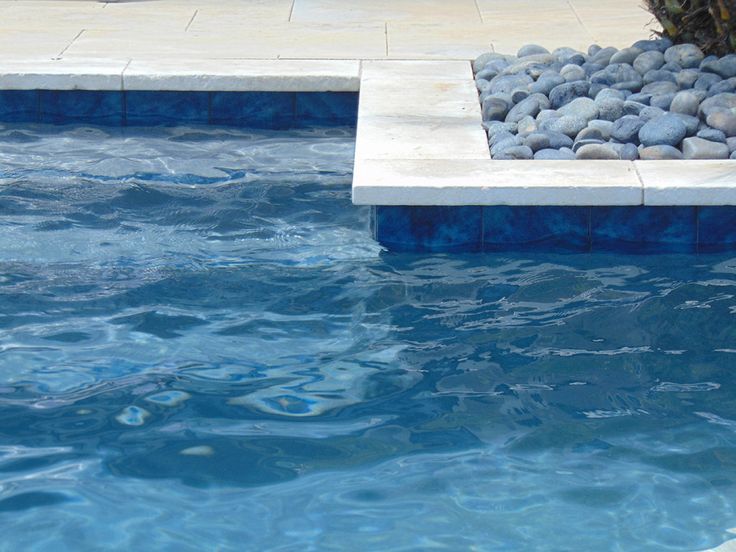 Custom Pool Tiles - Luxury Pool Builder Palm Beach County, FL .