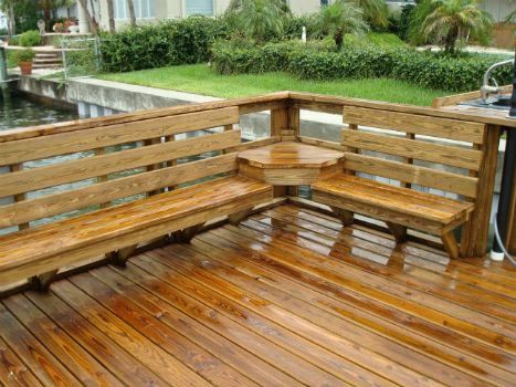 Deck with built-in seating and table | Deck bench, Deck bench .