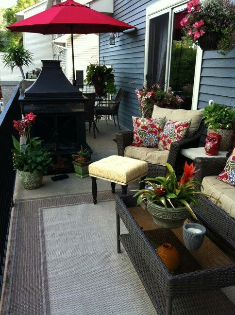 Summer deck decor Small deck space Deck decorating | Small deck .