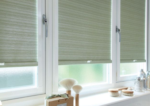 How to Install Roller Blinds in Your Office? | Perfect fit blinds .