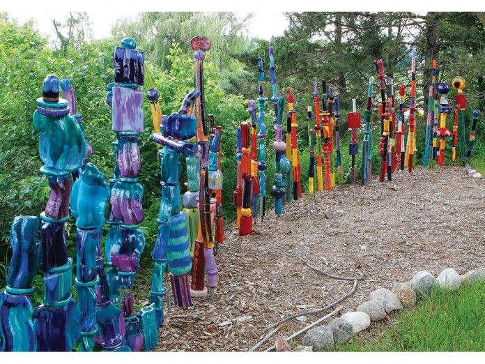 Garden Totems: 28 Design Ideas in Glass, Ceramic, Mosaic and Wood .