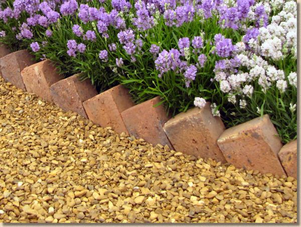 100 Garden Edging Ideas That Will Inspire You to Spruce Up Your .