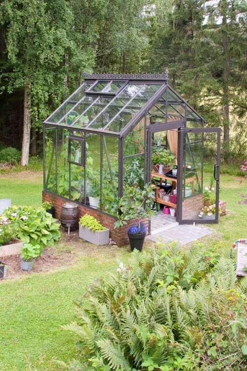 We're Calling It: Tiny Greenhouses Are the Next Big Thing in .