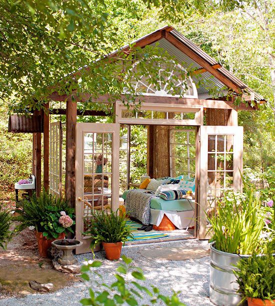 Make the Most of Your Small Outdoor Spaces | Outdoor bedroom .