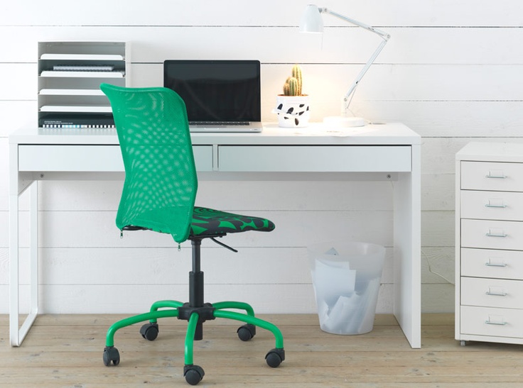 MICKE Desk, white, 557/8x195/8" - IKEA | Home office furniture .