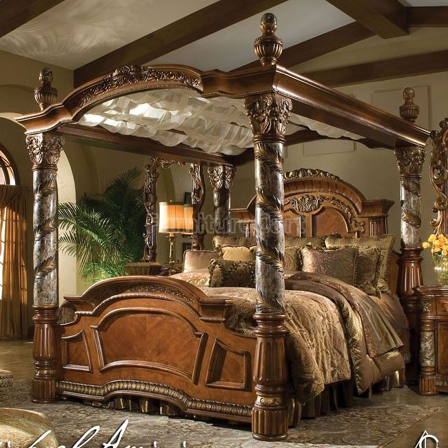 Villa Valencia Canopy Bed | Arredamento romantico camera da letto .