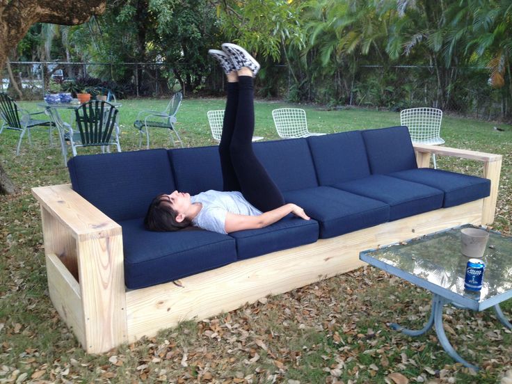 DIY Outdoor Sofa | Diy outdoor furniture, Outdoor sofa, Outdoor cou