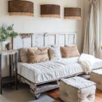 17 Unique DIY Daybed Ideas Perfect for a Multipurpose Space | Diy .