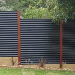 Modern Privacy Fence Ideas for Your Outdoor Space | Privacy fence .