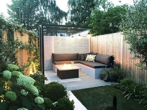 Very Small Garden Ideas On a Budget | With Pictures | Blog | Small .
