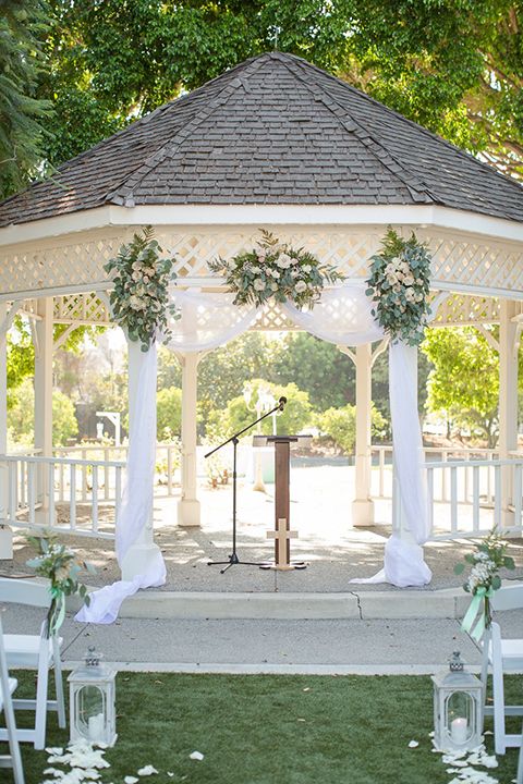 How to Design a Vintage Styled Wedding | Outdoor wedding gazebo .