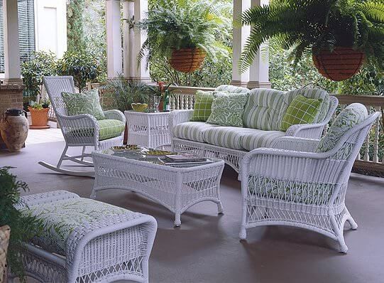 25 Patio Dining Sets Perfect for Spring | White wicker patio .