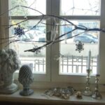 Christmas window decoration ideas and displays | Window decor, Diy .