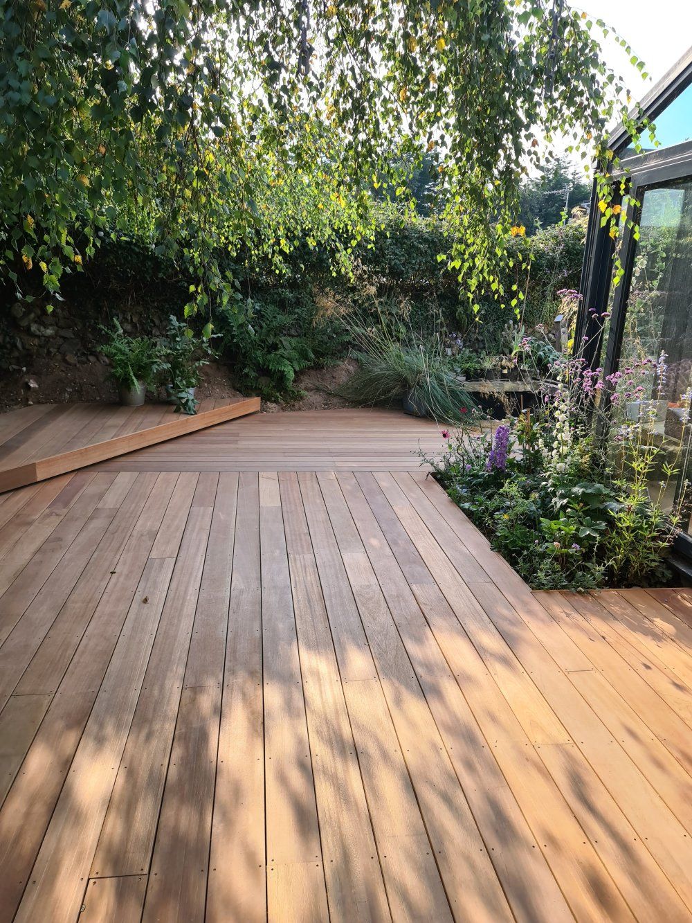 Beautiful And Sparkling Timber Decking