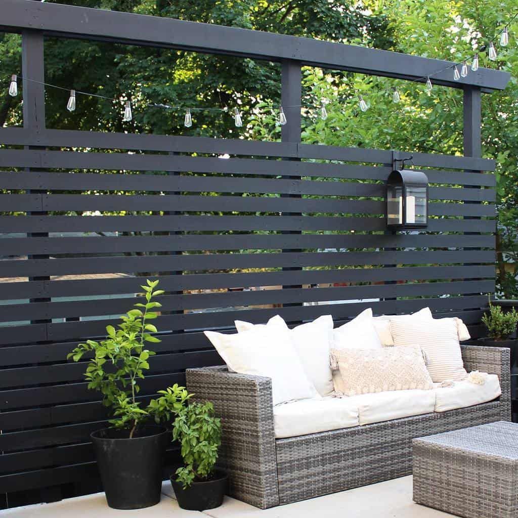 Cool And Stylish Patio Screen
