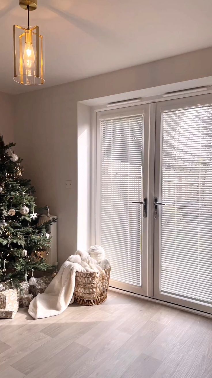 Trendy And Gorgeous Blinds For French Doors