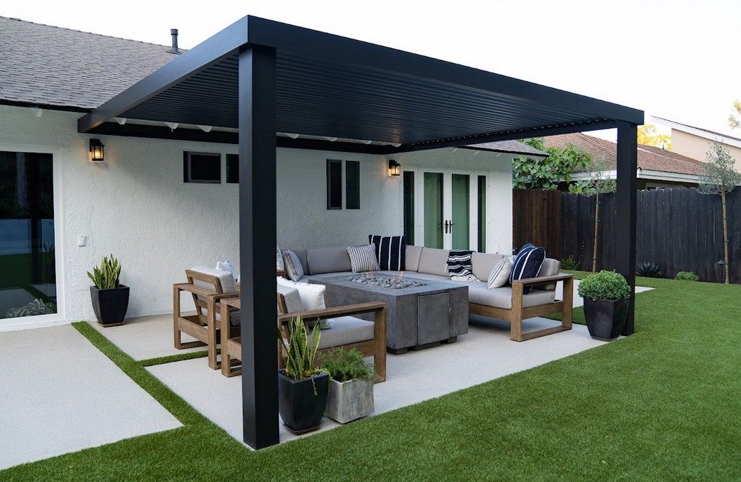 Trendy And Eye-Catchy Patio Covers