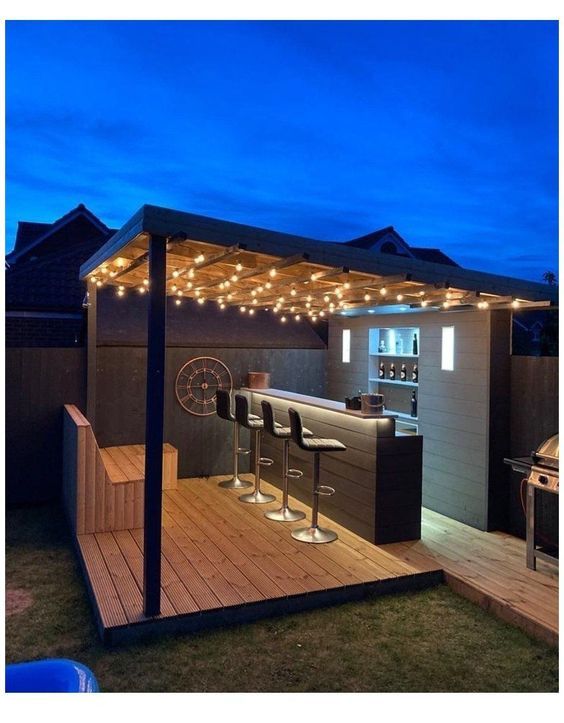 Cool And Beautiful Outdoor Patio Bar
