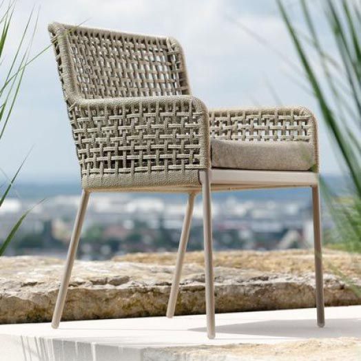 Stylish And Inspiring Outdoor Chairs