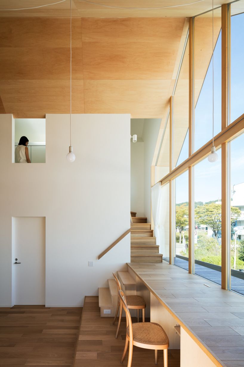 Stylish And Inspiring Wood House Designs