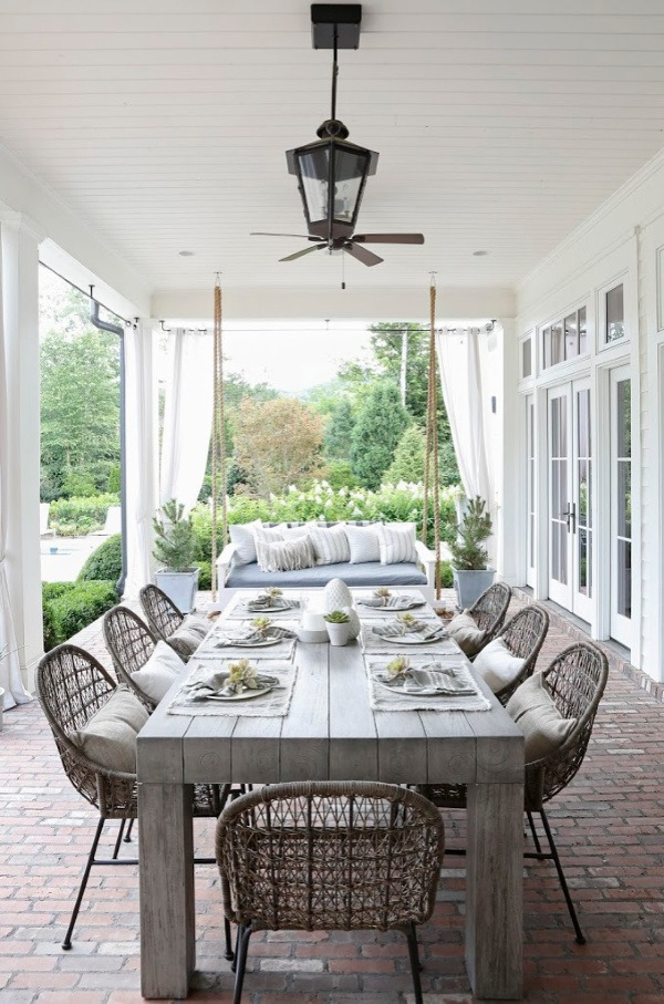 1698594387_Outdoor-Dining-Furniture.png