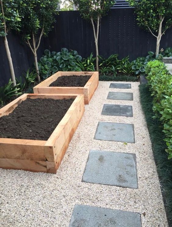 Stylish And Creative Garden Beds