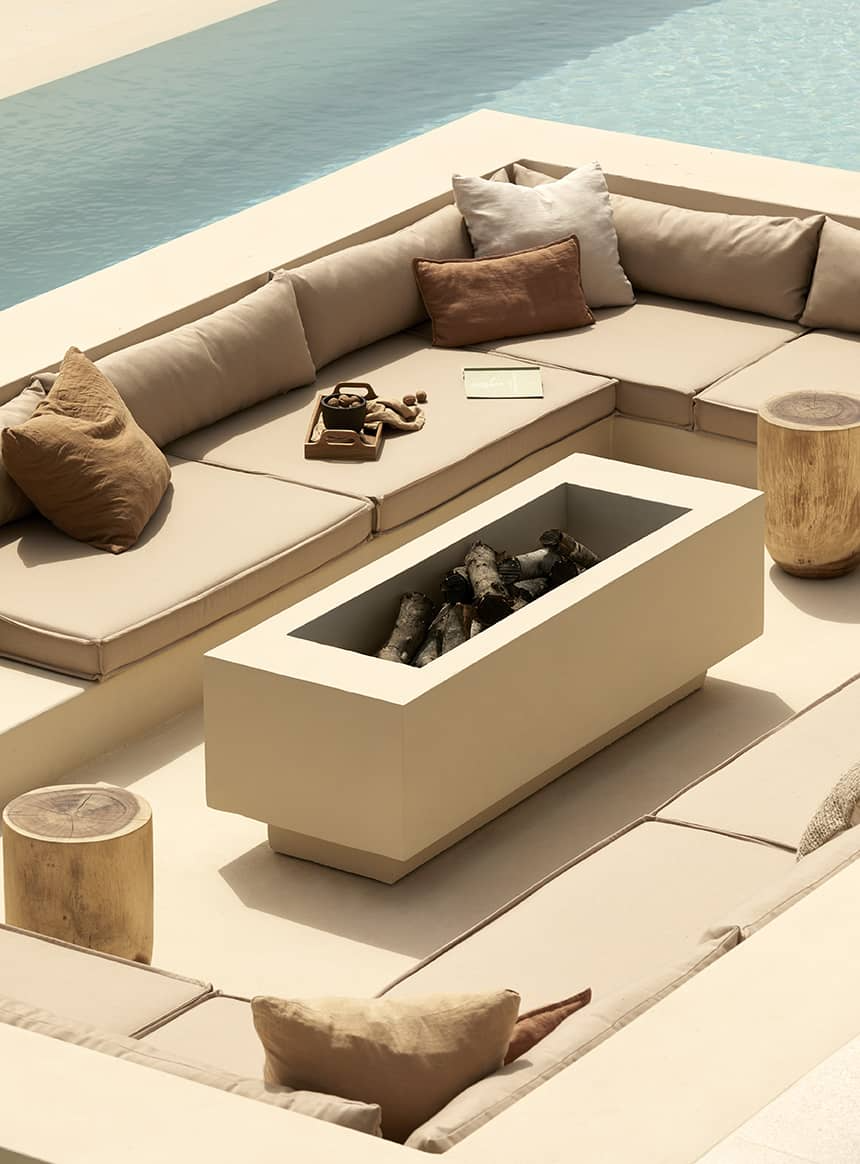 Eye Catching Outdoor Lounges