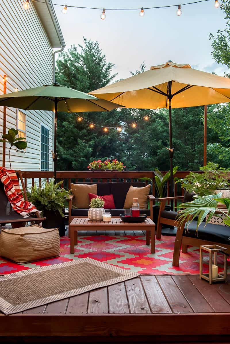 Cool And Practical Deck Decorating