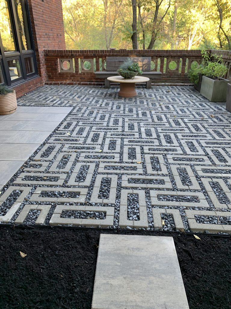 Charming  And Stylish Paver Patio Designs
