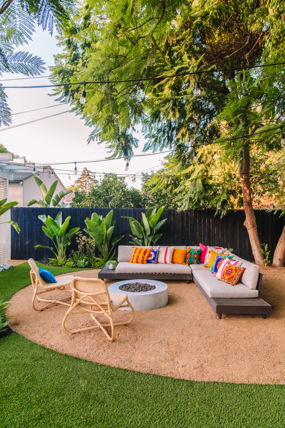 Stylish And Beautiful Backyard Furniture