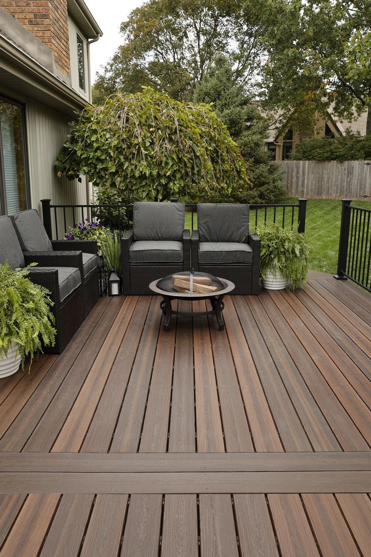 Stylish And Inspiring Deck Colors