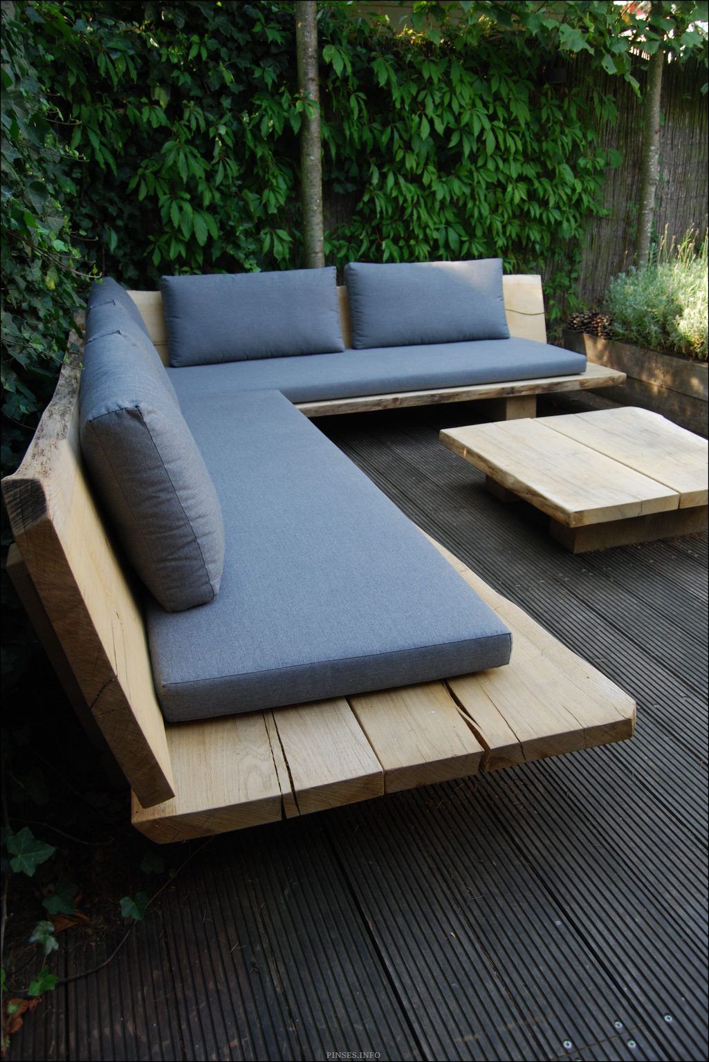 Timeless And Cozy Outdoor Sofa
