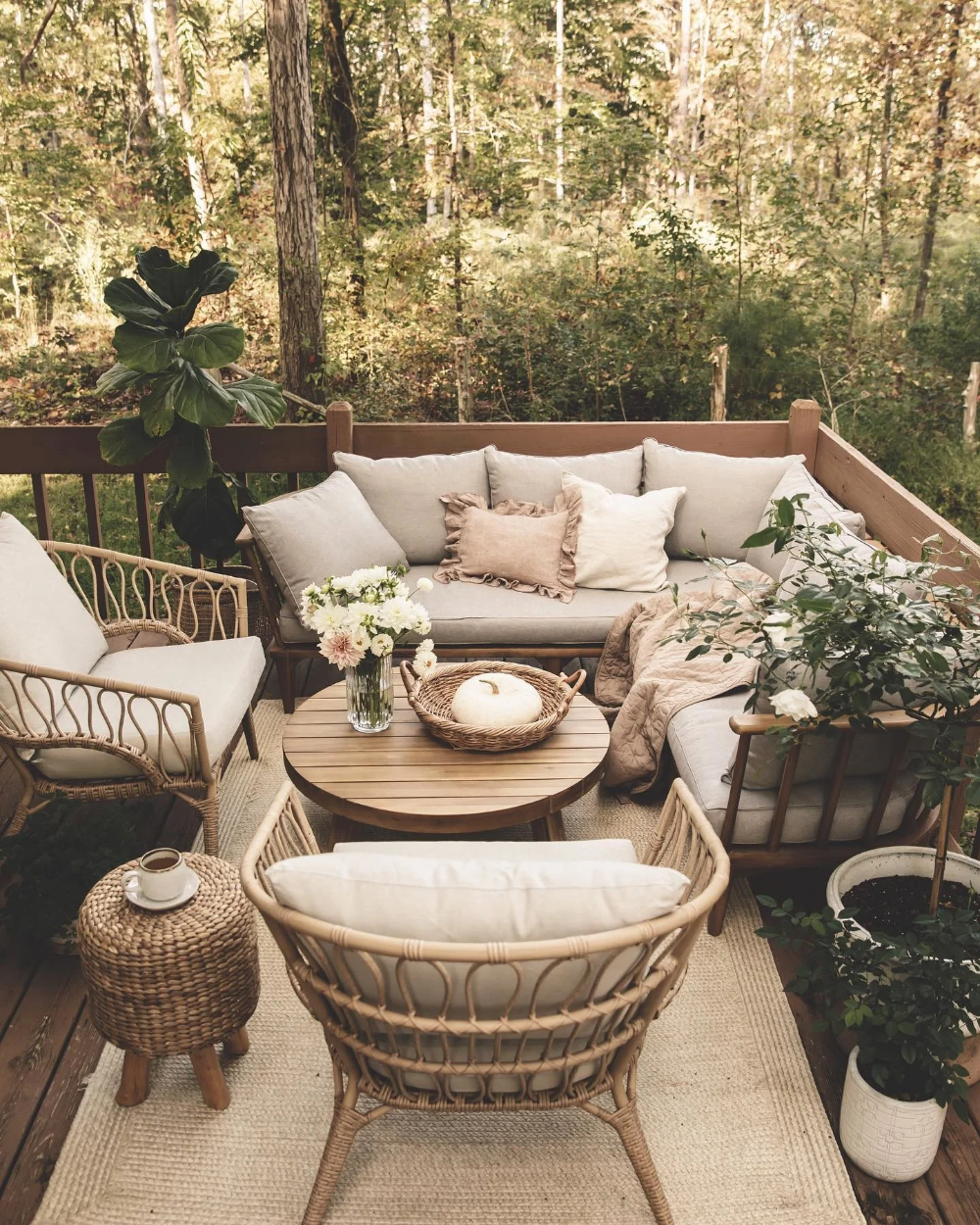 Charming  And Stylish Patio Couch