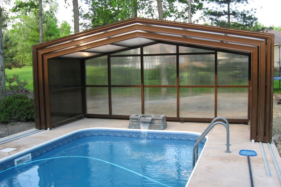 Trendy And Gorgeous Pool Enclosures